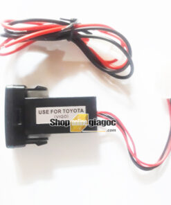 Cổng Sạc USB + Vôn Kế Điện Cho Xe Toyota Lớn 12V 2.1A