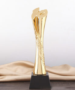 Cúp Vinh Danh 10 Năm Mạ Vàng